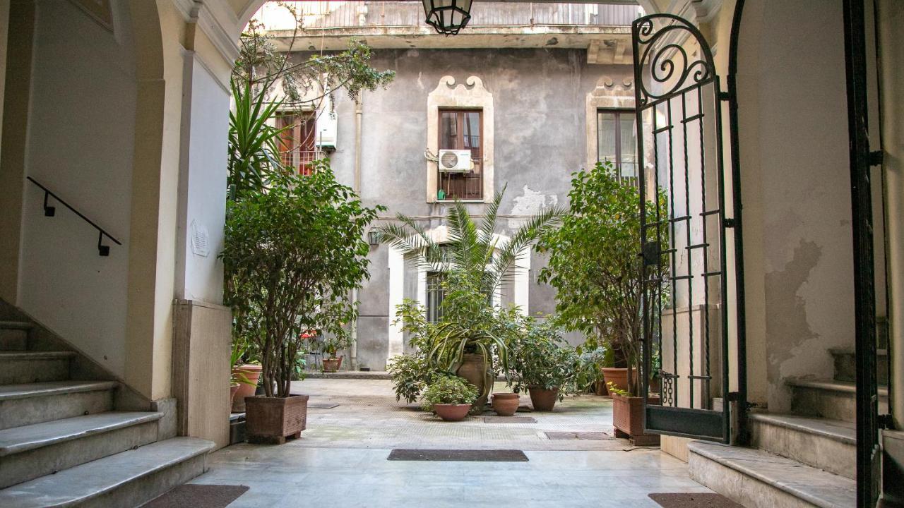 The House Apartment Catania Exterior photo