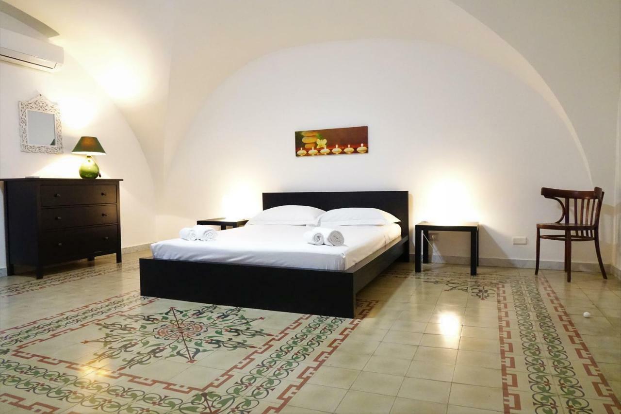 The House Apartment Catania Exterior photo